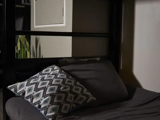 Apart Daire, Sigara İçilmez (2F)