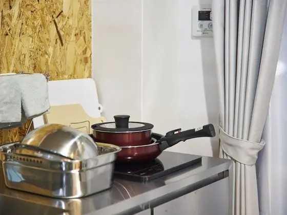 Apart Daire, Sigara İçilmez (2F)