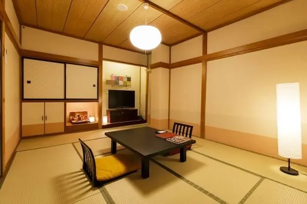 Family Oda, Sigara İçilmez (Japanese-Style)