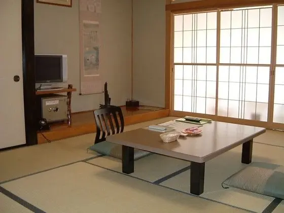 Traditional Oda (Japanese Style for 5 Guests)