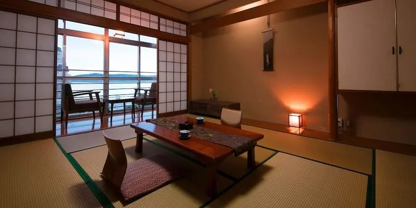 Traditional Oda, Sigara İçilebilir (Japanese Style, for 6 People)