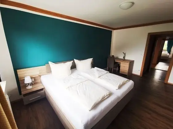 Comfort Tek Büyük Yataklı Oda