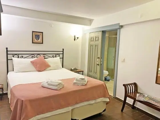 Ekonomik Üç Kişilik Oda, Manzarasız, Bodrum Kat