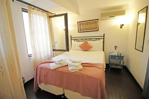 Standart Oda, Sokak Manzaralı, Üst Kat