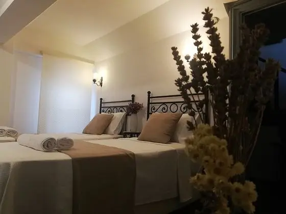 Bodrum Kat Uc Kisilik Oda