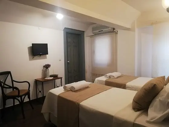 Bodrum Kat Uc Kisilik Oda