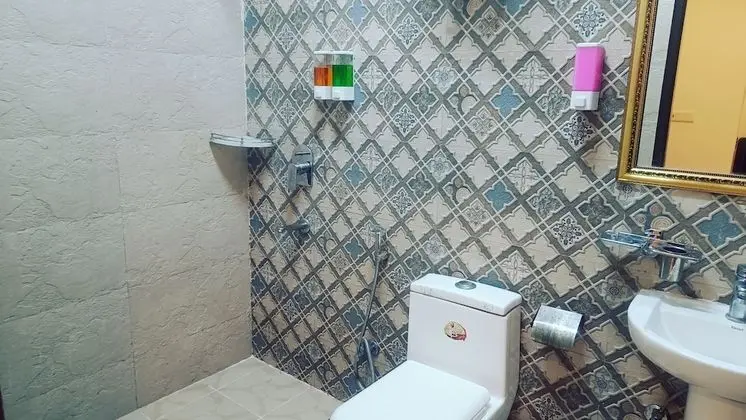 Standard Tek Büyük Yataklı Oda