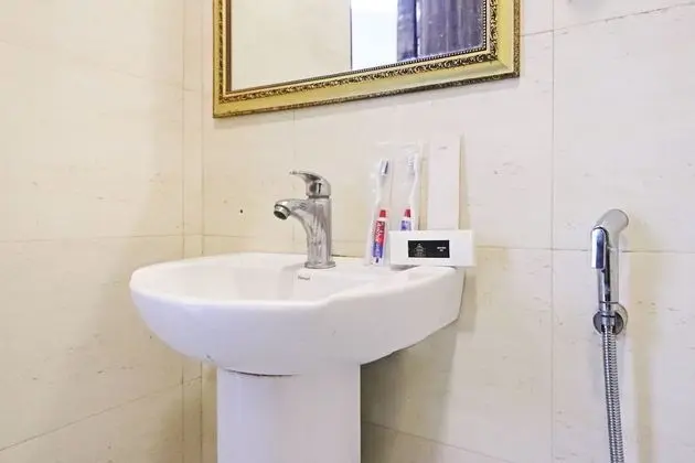 Standard Tek Büyük Yataklı Oda