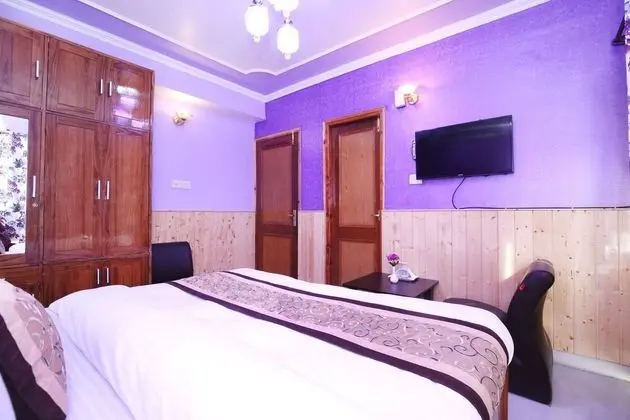 Tek Büyük veya İki Ayrı Yataklı Oda