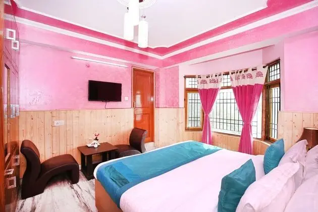 Tek Büyük veya İki Ayrı Yataklı Oda