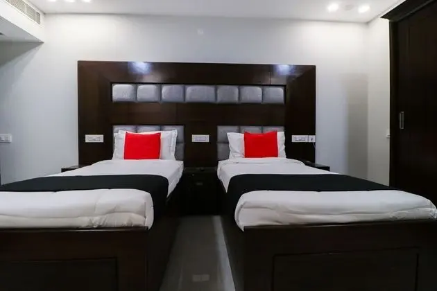 Tek Büyük veya İki Ayrı Yataklı Oda