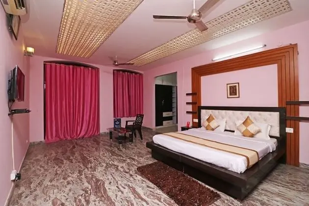 Tek Büyük veya İki Ayrı Yataklı Oda