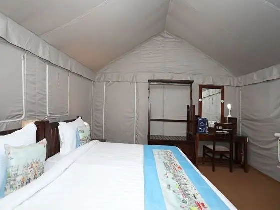 Tek Büyük veya İki Ayrı Yataklı Oda