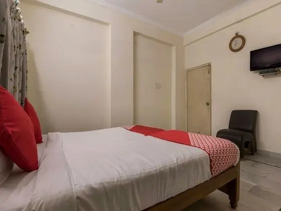 Tek Büyük Yataklı Oda, 1 Tek Kişilik Yatak