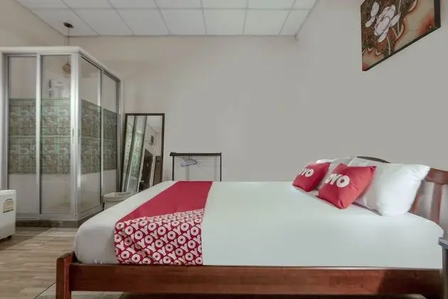 Premium Tek Büyük Yataklı Oda, Ortak Banyo
