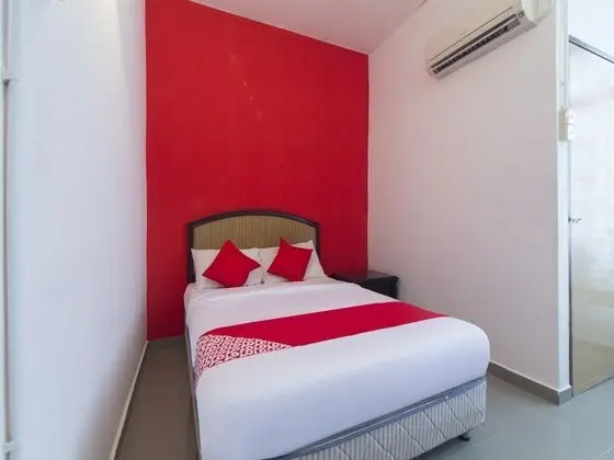 Oda Deluxe Queen Bed