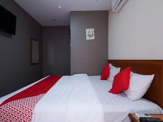 Oda Deluxe King Bed