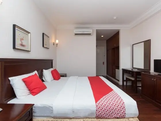 Oda Premium King Bed