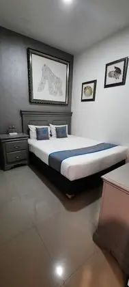 Tek Büyük Yataklı Oda