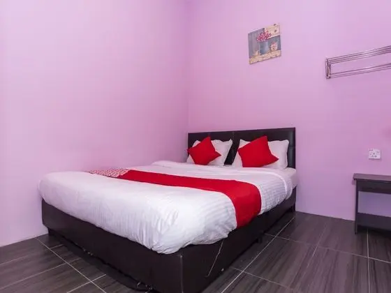 Oda Classic Queen Bed