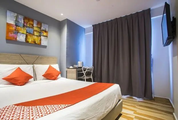 Oda Deluxe Queen Bed