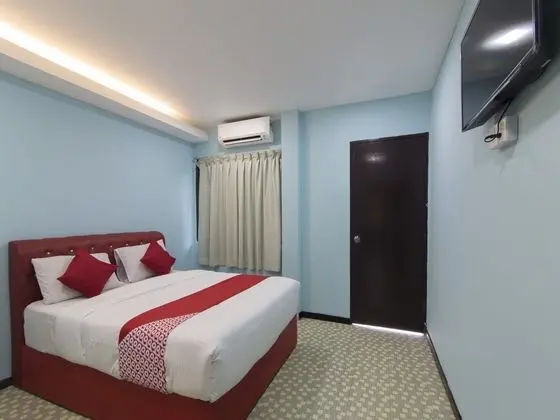 Oda Deluxe Queen Bed