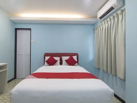 Oda Deluxe Queen Bed