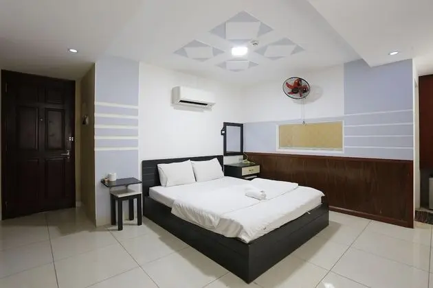 Deluxe Tek Büyük Yataklı Oda