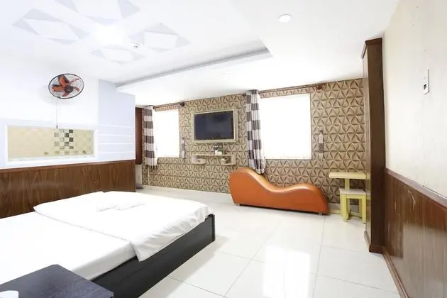 Deluxe Tek Büyük Yataklı Oda