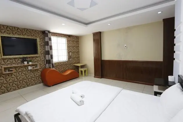 Deluxe Tek Büyük Yataklı Oda