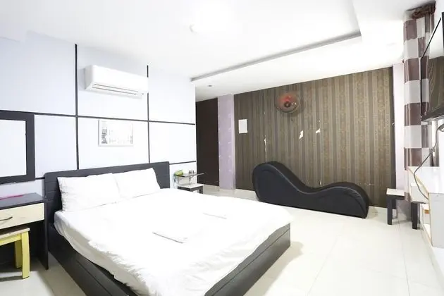 Deluxe Tek Büyük Yataklı Oda