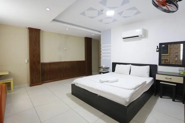 Deluxe Tek Büyük Yataklı Oda