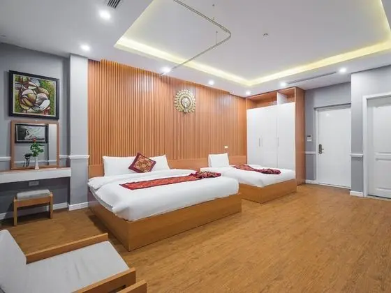 Deluxe Üç Kişilik Oda, Birden Çok Yatak, Sigara İçilmez, Şehir Manzaralı