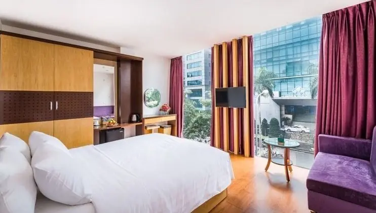 Deluxe Tek Büyük Yataklı Oda