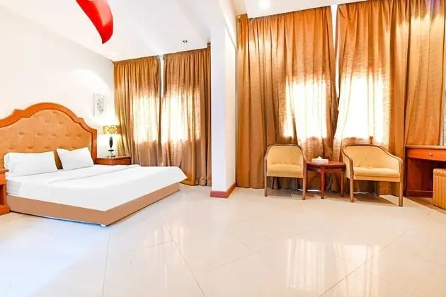 Deluxe King Room
