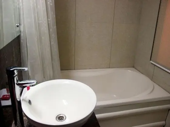 Standard Tek Büyük veya İki Ayrı Yataklı Oda, Özel Banyo