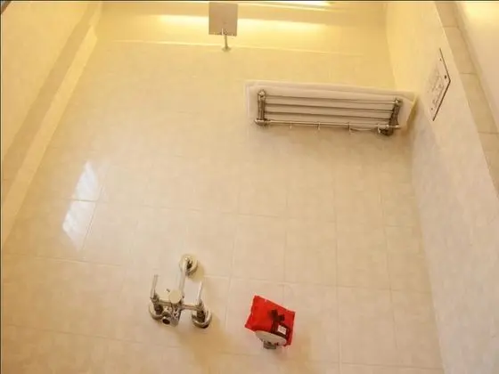 Standard Tek Büyük veya İki Ayrı Yataklı Oda, Özel Banyo
