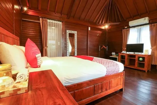 Deluxe Tek Büyük Yataklı Oda