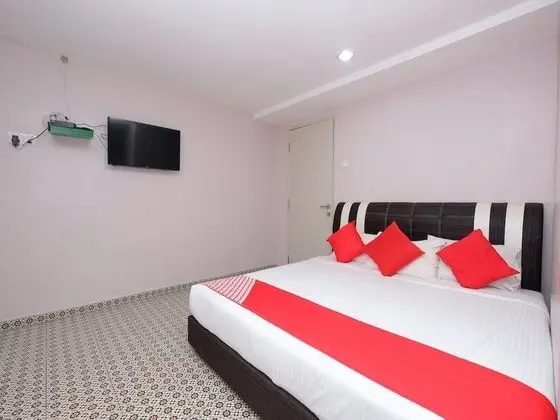 Deluxe Tek Büyük Yataklı Oda
