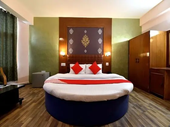 Deluxe Tek Büyük veya İki Ayrı Yataklı Oda