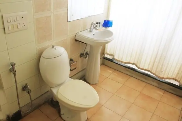 Standard Tek Büyük veya İki Ayrı Yataklı Oda, Özel Banyo