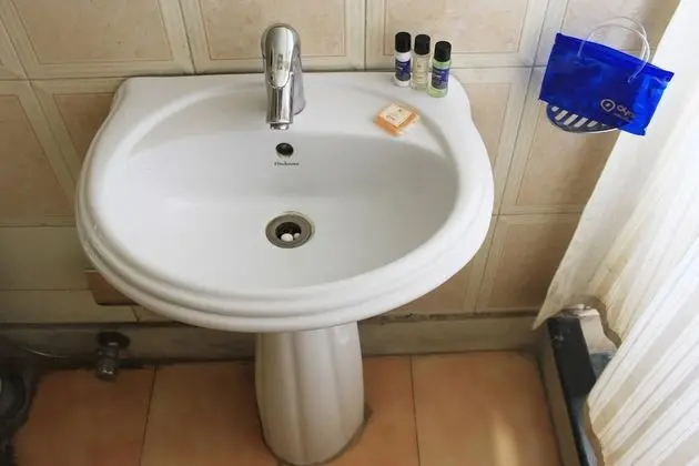 Standard Tek Büyük veya İki Ayrı Yataklı Oda, Özel Banyo
