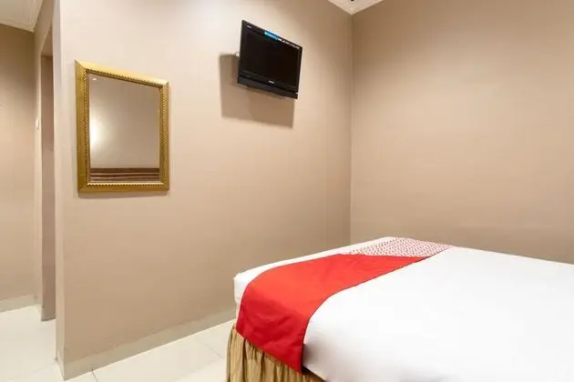 Standard Tek Büyük Yataklı Oda