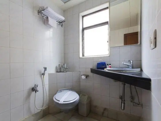 Standard Tek Büyük veya İki Ayrı Yataklı Oda, Özel Banyo