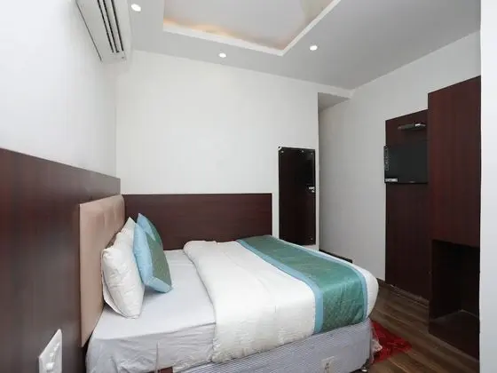 Deluxe Tek Büyük veya İki Ayrı Yataklı Oda