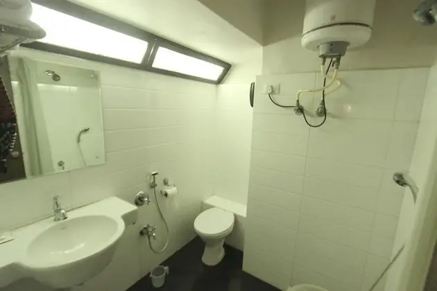 Standard Tek Büyük veya İki Ayrı Yataklı Oda, 1 Çift Kişilik Yatak, Özel Banyo
