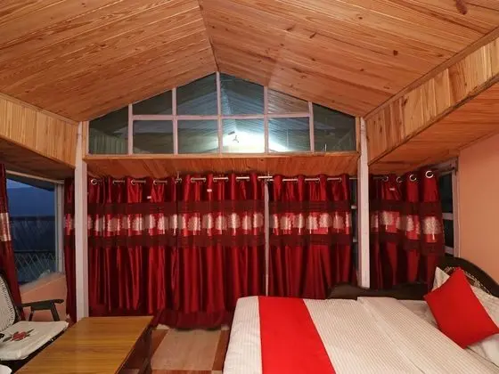 Tek Büyük veya İki Ayrı Yataklı Oda