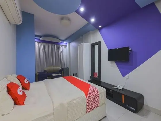 Deluxe Tek Büyük Yataklı Oda