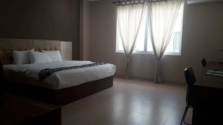 Deluxe Tek Büyük Yataklı Oda
