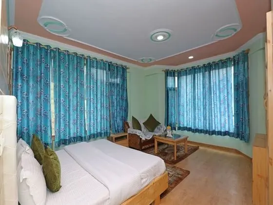 Tek Büyük veya İki Ayrı Yataklı Oda